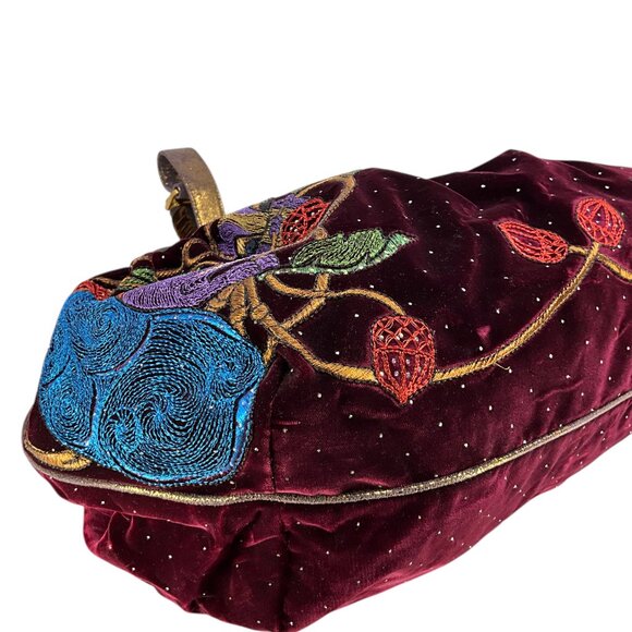 Fendi Embroidered Squirrel Spy Bag - Picture 7 of 9